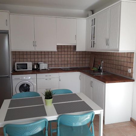 Agua Marina Apartment Плая де Сан Хуан Екстериор снимка